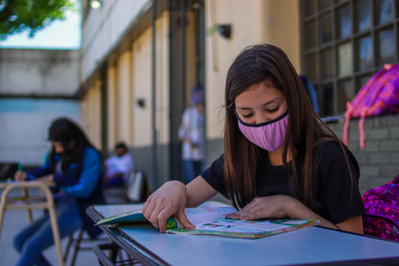 Hoy abren las escuelas en CABA y ya anuncian paros