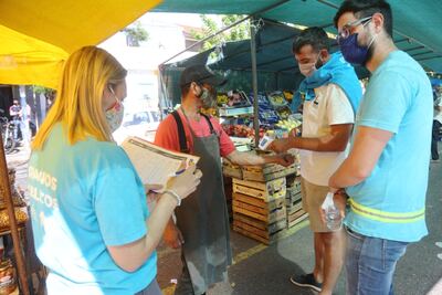 Montan operativos de control en espacios feriales de La Plata por aumento de contagios