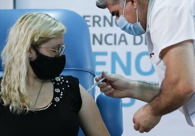Provincia empezará a vacunar a la población de 18 a 40 años con comorbilidades