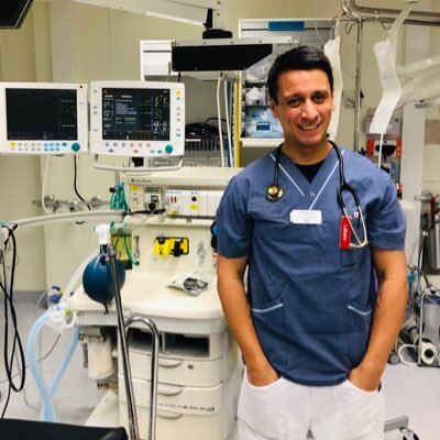 En pandemia, “el político no debería estar decidiendo”, aseguró un médico argentino radicado en Suecia