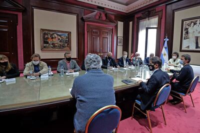 Kicillof se comprometió a apoyar la producción de carne pero pidió cuidar los precios internos