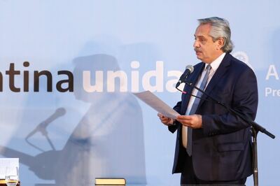 Recambio en el gabinete: Asumieron los siete nuevos ministros