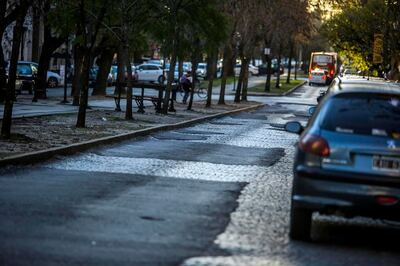 La Municipalidad de La Plata pausa el asfaltado de las calles con adoquines 