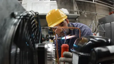La industria pyme se desplomó un 20,4% en junio