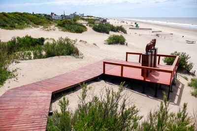 Villa Gesell: Avanzan los trabajos de reacondicionamiento de la Rambla