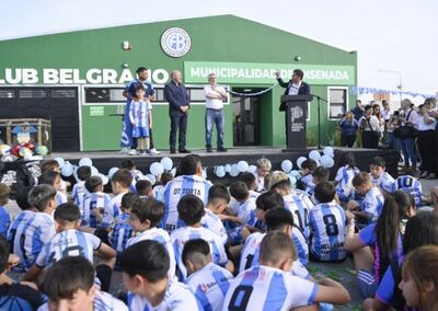 Ensenada: Kicillof inauguró el complejo deportivo Club Belgrano