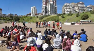 Mar del Plata: Más de 250 estudiantes participaron de una jornada educativa de seguridad en playas