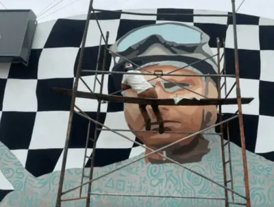 Balcarce: Realizan un mural homenaje a Juan Manuel Fangio