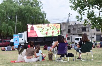 La Plata: Llega un fin de semana con cine, música en vivo y recorridos culturales