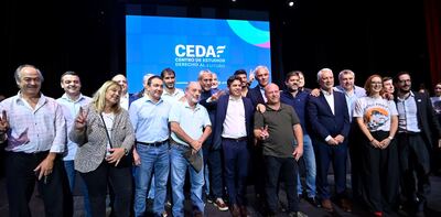 Kicillof oficializa el reparto de $ 250.000 millones para auxiliar a los municipios bonaerenses