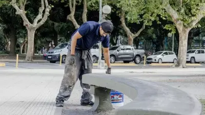 Mar del Plata: El Municipio refuerza el mantenimiento y la limpieza en Plaza San Martín