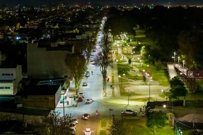 Junín: Quedó habilitada una nueva etapa de reconversión LED en el Parque Central