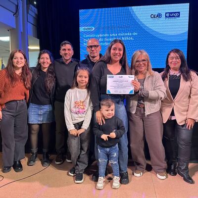 Almirante Brown: Entregan certificados a 200 Auxiliares de la Educación que se capacitaron en la Ley Lucio