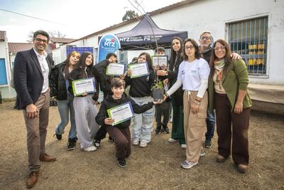 La Matanza: Crecen más viveros nativos en las escuelas secundarias de la ciudad