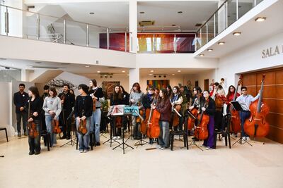 Bragado: La Orquesta Infanto-Juvenil ofreció un Concierto Didáctico en el hall del CCFC