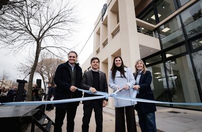 Pellegrini: Kicillof inauguró la nueva Casa de la Provincia