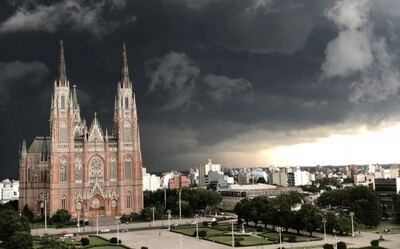 La Plata: Nivel de alerta 'amarillo' por tormentas en la región