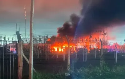 La Plata: Apagón masivo tras el incendio de una central eléctrica en Tolosa