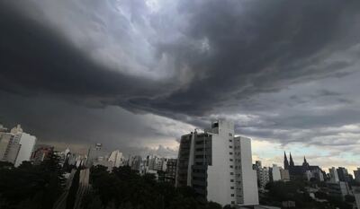 La Plata: Rige el nivel de alerta 'naranja' por tormentas