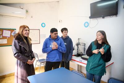 Avellaneda: Se entregó mobiliario al Centro Educativo Terapéutico, Centro de Día y Hogar “APANAU”