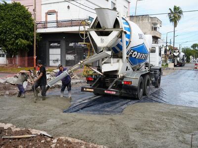 Lomas de Zamora: Sigue adelante el plan de repavimentación en hormigón