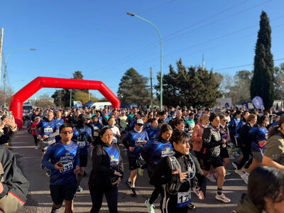 Berisso: Más de mil atletas participaron de la 44ª Carrera del Inmigrante