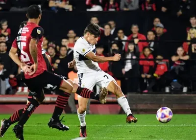Gimnasia juega en el Bosque ante Independiente