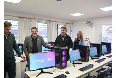 Bolívar: Bianco y Bucca inauguraron mejoras en el Centro Regional Universitario
