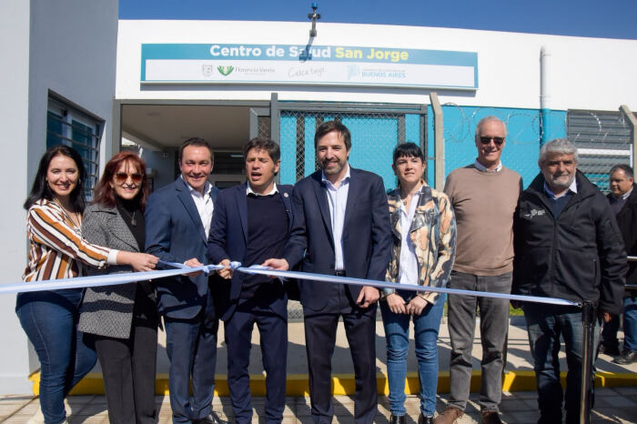 Florencio Varela: Kicillof y Kreplak inauguraron un CAPS y entregaron dos ambulancias