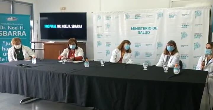 “Da bronca ver como en las plazas están tomando cerveza de un pico varias personas”