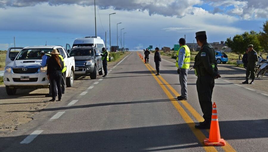En Provincia advirtieron que habrá "controles en todos los accesos"
