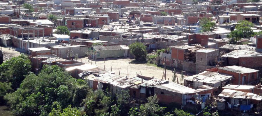 Firman convenio para avanzar en la regularización dominial en más de cuatro mil barrios populares de todo el país