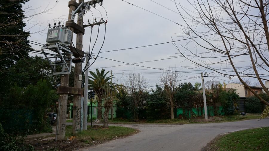 La Plata: EDELAP amplía la red eléctrica de un sector de City Bell