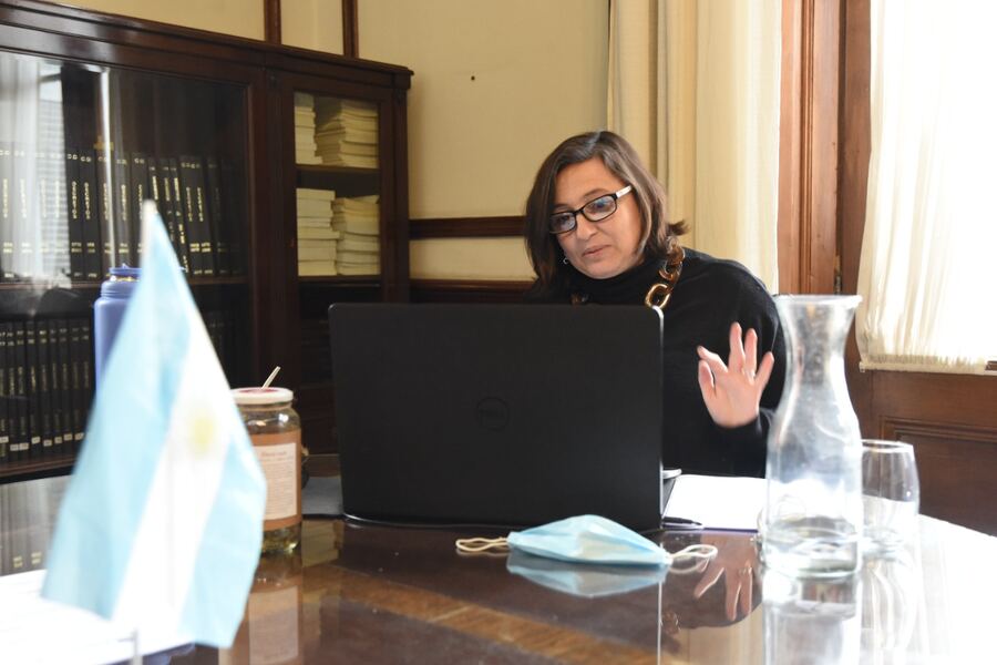 Estacionamiento para motos y aumentos de taxis: los proyectos aprobados en el Concejo de La Plata