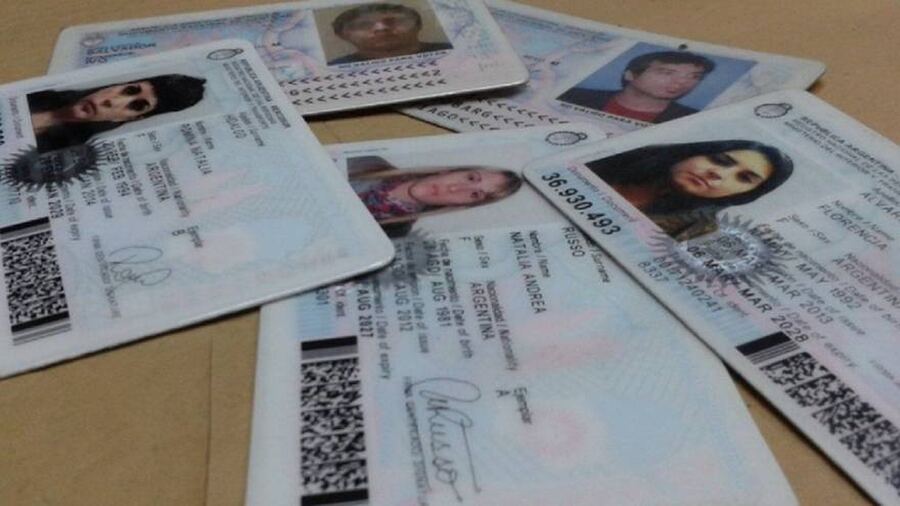 Las personas no binarias podrán elegir "X" en el DNI
