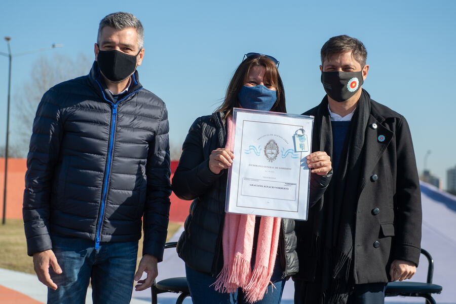 Entregaron escrituras para Tres de Febrero, Hurlingham y San Martín