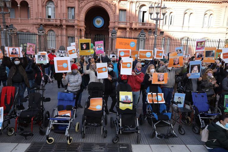 Se lanzará un nuevo programa para un registro para menores con comorbilidades que esperan vacunarse en La Plata