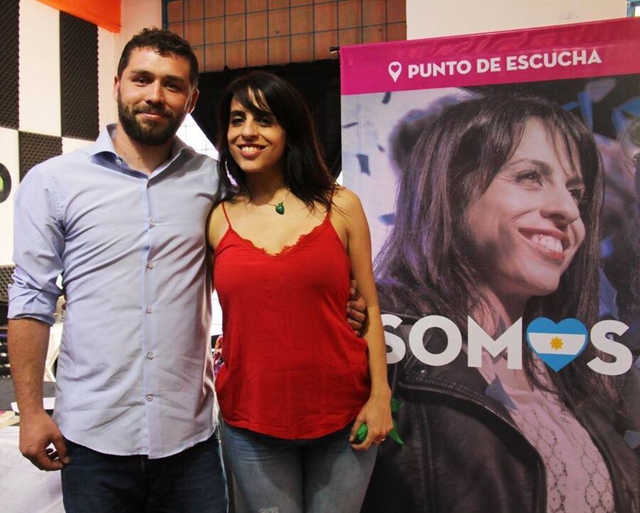 Designan al novio de Victoria Donda para un puesto de Cancillería