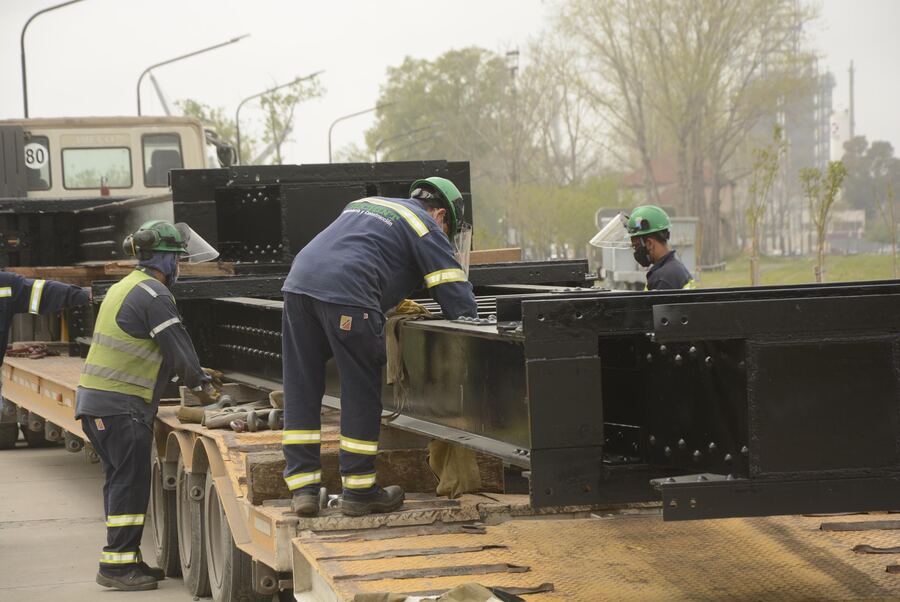 Campana, la nueva costanera se prepara para incorporar un puente grúa