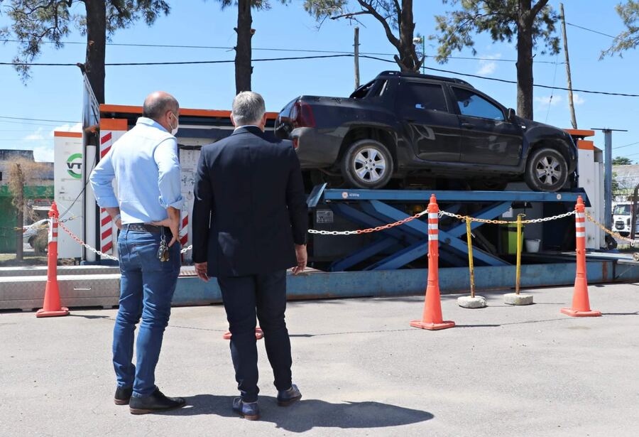 Mario Secco recorrió la planta de la VTV