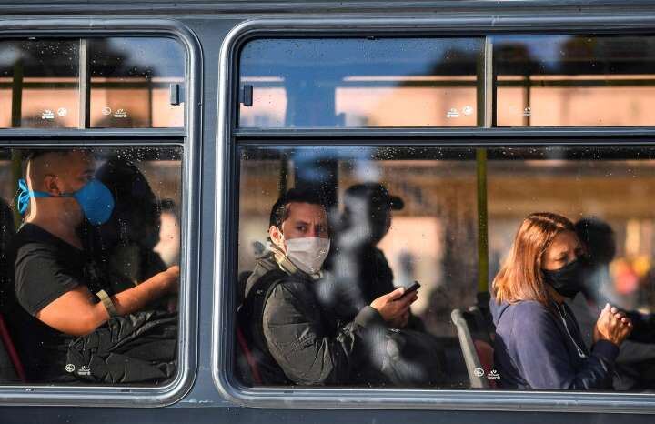 La Provincia analiza exigir el pase sanitario en micros de media y larga distancia