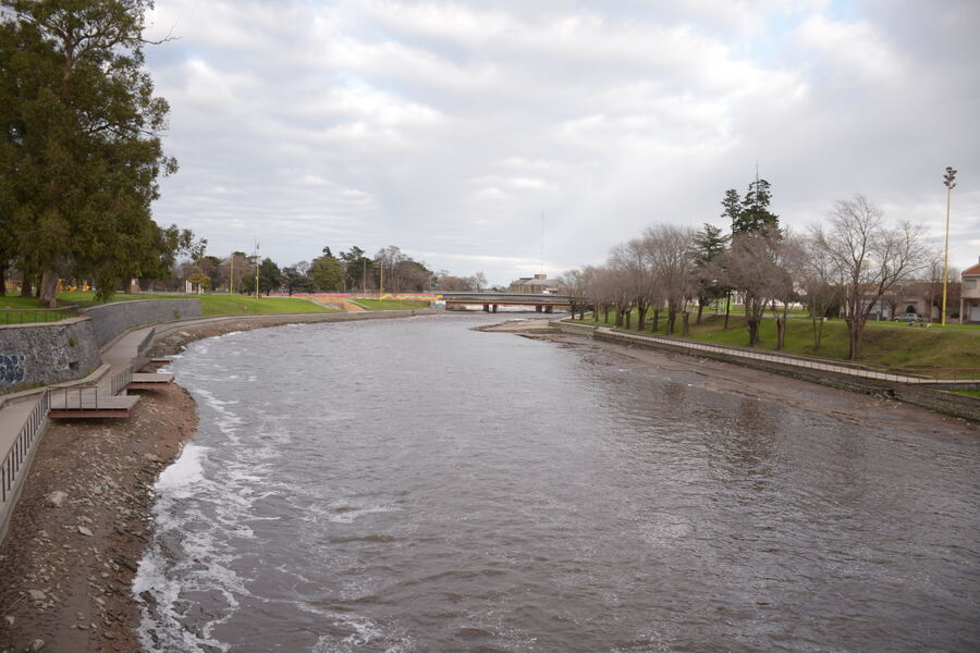 Olavarría: Denuncian graves problemas de contaminación en el arroyo Tapalqué