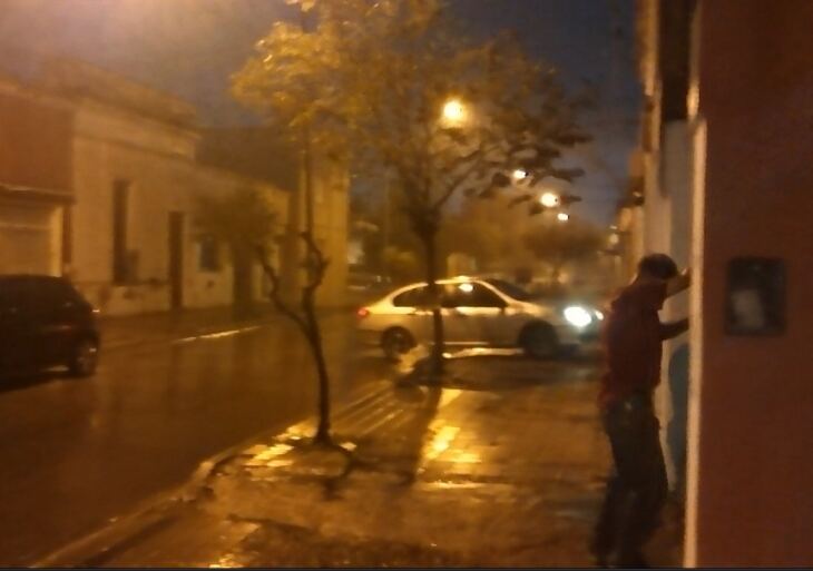 Arrecifes: Se registraron numerosos daños por la fuerte tormenta de viento