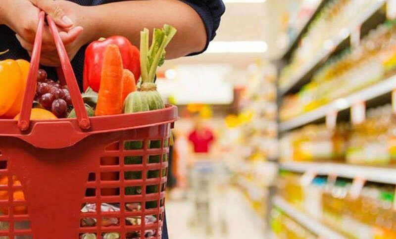 En marzo una familia tipo necesitó $89.690 para no caer en la pobreza