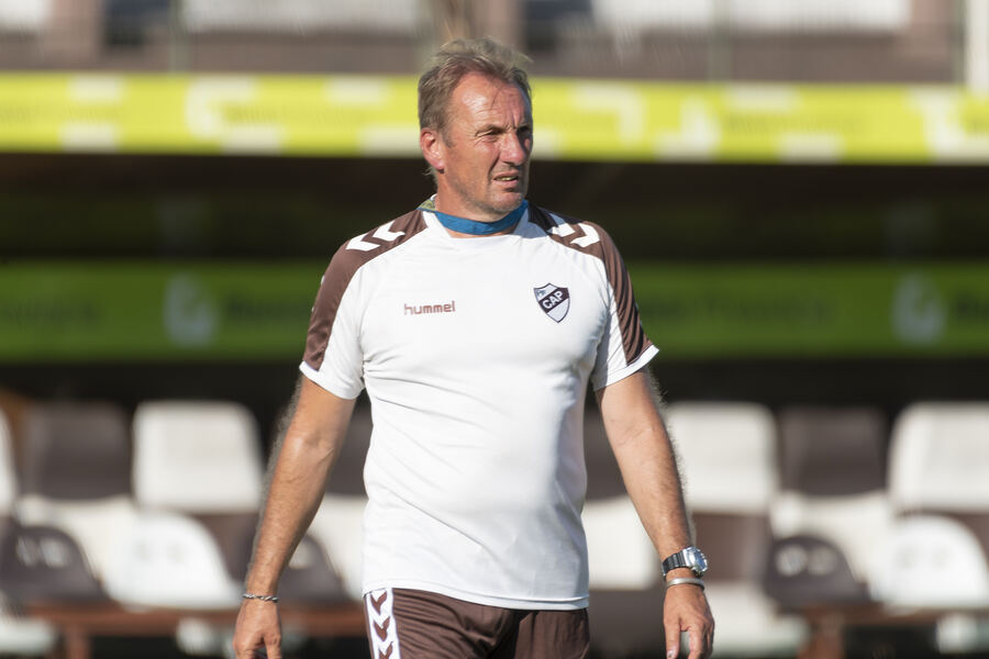 El "Calamar" se quedó sin DT: renunció Claudio Spontón tras la derrota frente a Newells