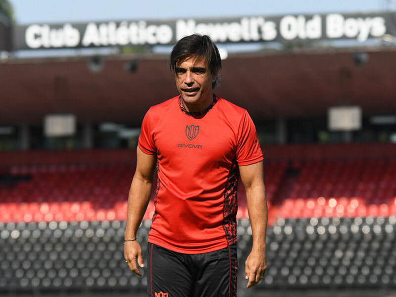 Otro DT que se aleja: Javier Sanguinetti renunció en Newells