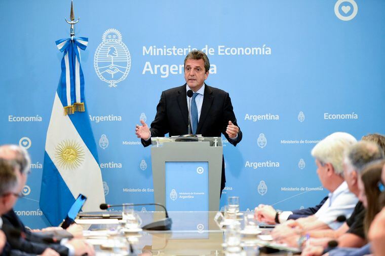 El Gobierno anunció medidas para reforzar la prevención de la gripe aviar