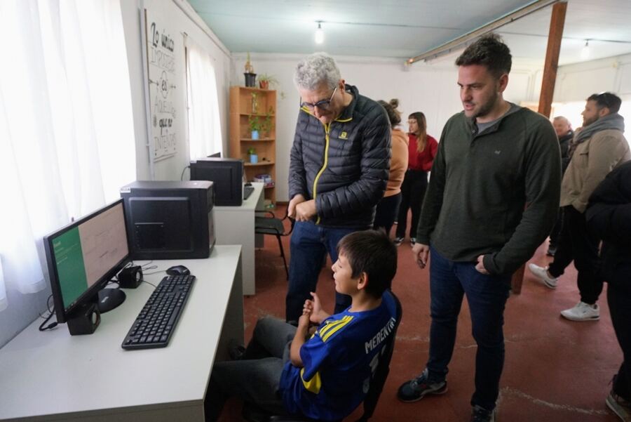 Villa Gesell: Realizaron trabajos de embellecimiento en Acceso Norte