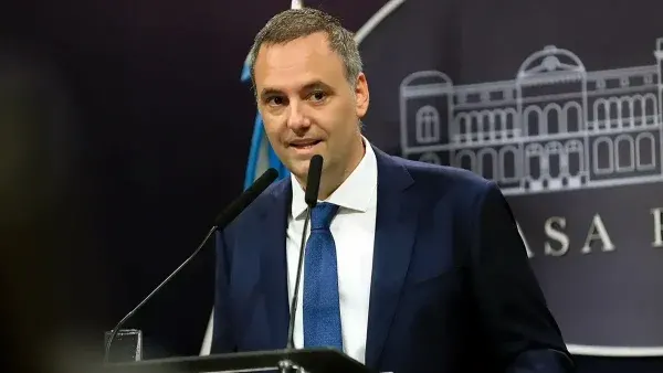 Nación eliminó el asueto por el Día del Empleado Público