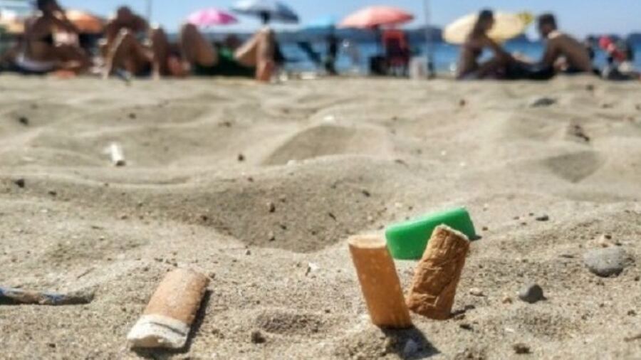 Mar del Plata: Desde diciembre se multará a quienes fumen en la playa